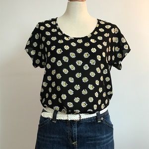 Fun & Flirt - Black T-Shirt with Daisy Print